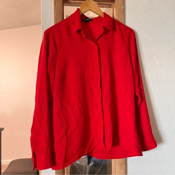 Express Tops - Woman’s EXPRESS Red Button down blouse